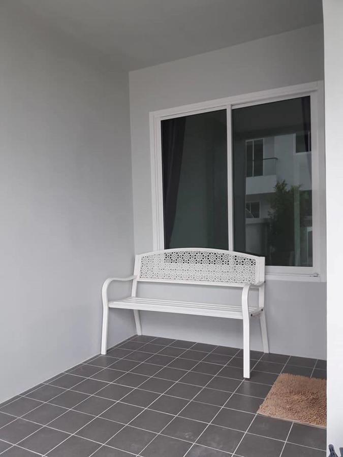 Kim Lung Airport Hotel Patong Bagian luar foto