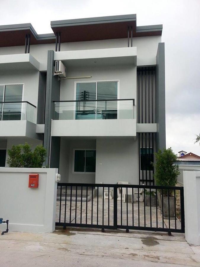 Kim Lung Airport Hotel Patong Bagian luar foto